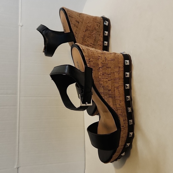 Torrid Cork Silver Studded Adjustable Strap Open Toe Platform Wedge Size 9WW - Picture 7 of 11